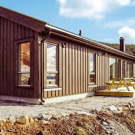 3 Bedroom Amazing In Holiday home *