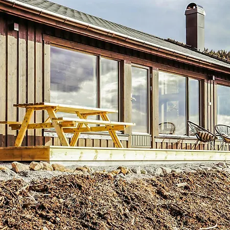 3 Bedroom In Prázdninový dům Åfarnes