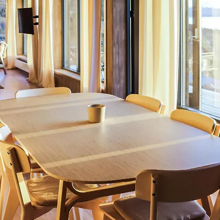 3 Bedroom In Åfarnes